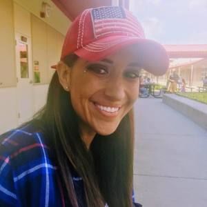 Meet your Posher, Kari